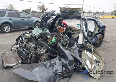 2018 Honda Civic Lx z USA, uszkodzony, nr VIN 2HGFC2F52JH534728